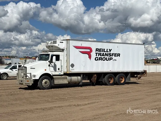 2009 Kenworth T800 6x4 Refrigerated Truck