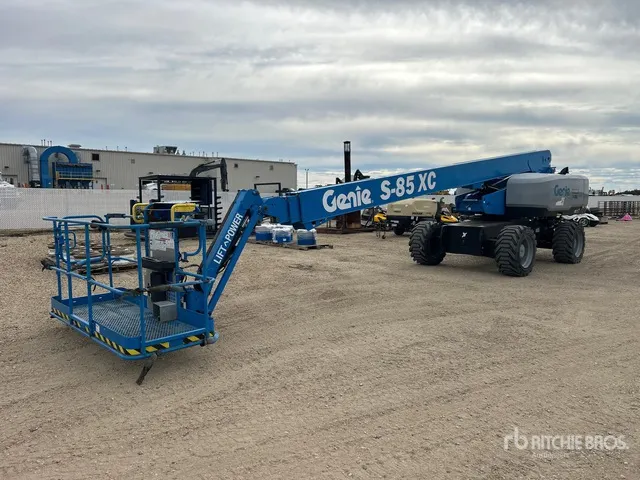 2018 Genie S85 4WD Diesel Telescopic Boom Lift