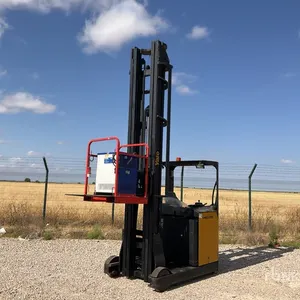 2004 Yale MR20H Reach Truck