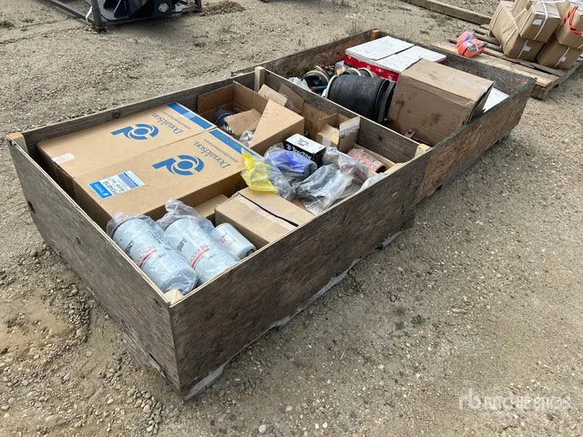 Quantity of Parts to Fit 2008 Kenworth T800 (Unused)