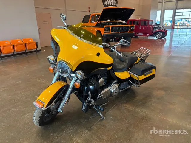 2013 Harley-Davidson Ultra Limited 103 cc Cruiser Bike