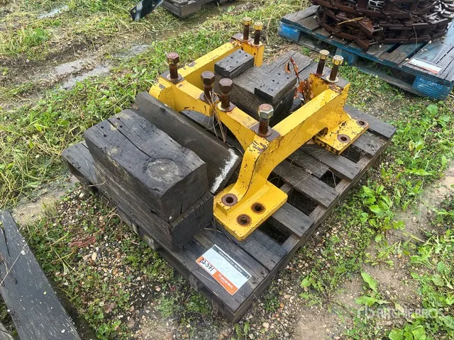 Mounting Bracket - Fits Motor Grader