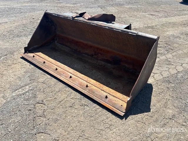 82 in Skid Steer Bucket