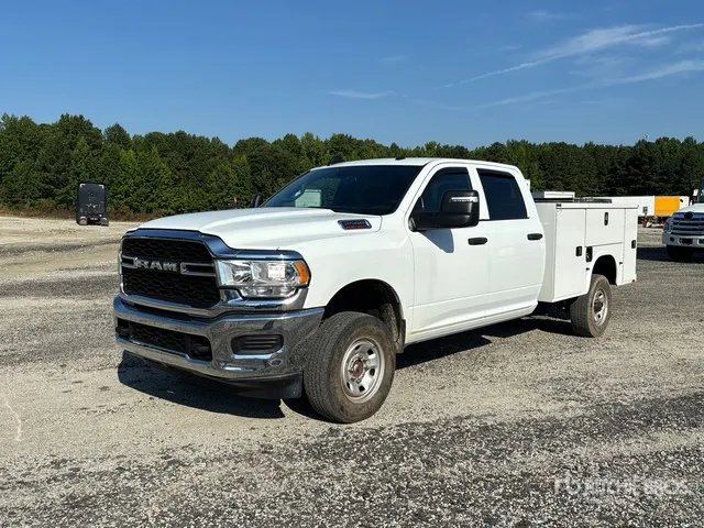 2023 Dodge Ram 2500 4x4 Crew Cab Utility Truck