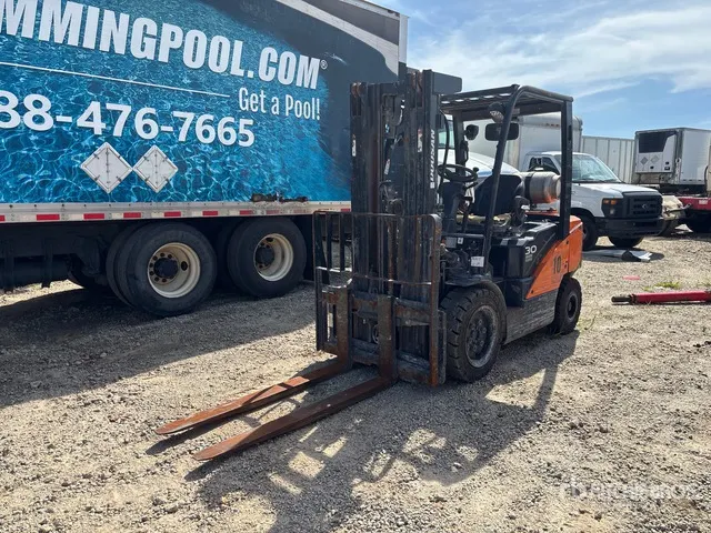 2022 Doosan G30N-7 5500 lb Pneumatic Tire Forklift