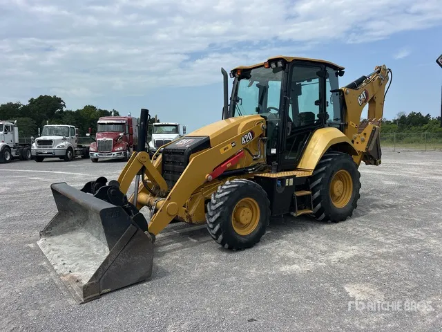 2021 Cat 420 4x4 Backhoe Loader