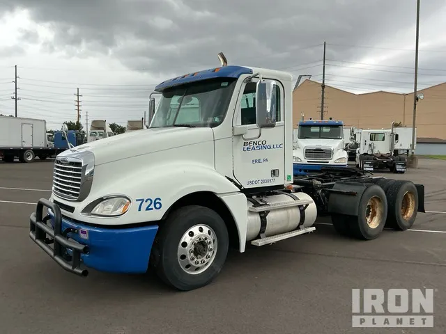 2015 Freightliner Columbia 120 6x4 T/A Day Cab Truck Tractor (Glider Kit)