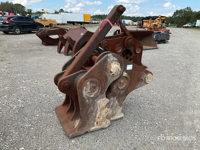 2017 La Bounty CP80 32 in Q/C Demolition Pulverizer