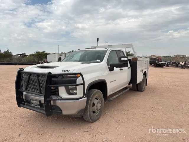 2020 Chevrolet Silverado 3500HD 4x4 Utility Truck