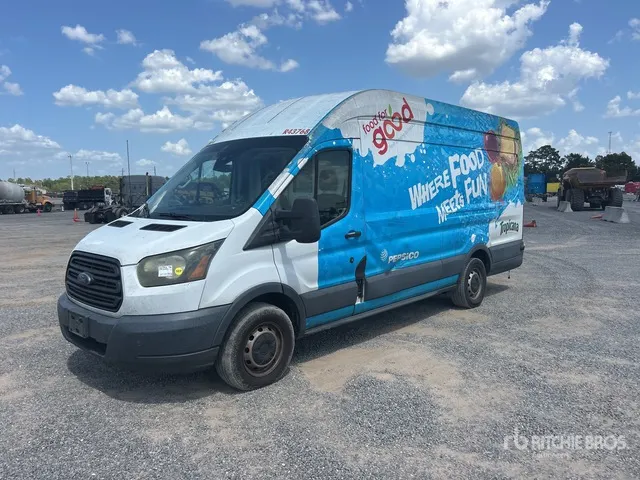 2015 Ford Transit 250 Cargo Van