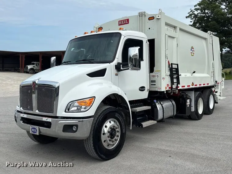 2025 Kenworth T480 refuse truck
