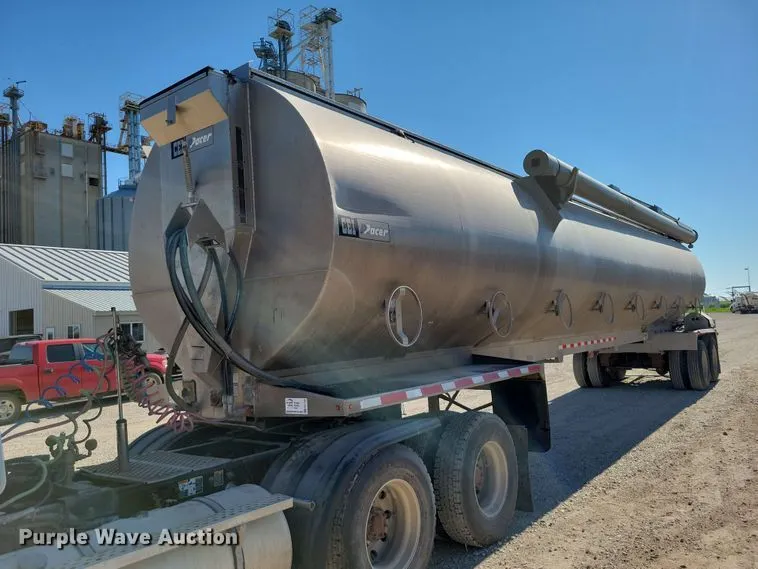 2013 CEI feed delivery trailer