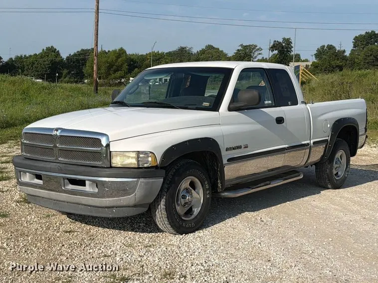 1999 Dodge Ram 1500 Laramie STL Ext. Cab pickup truck