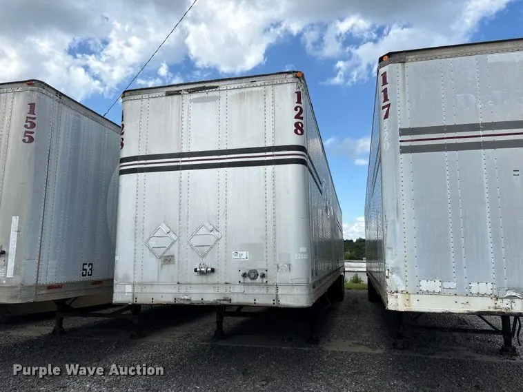 1999 Trailer Mobile dry van trailer