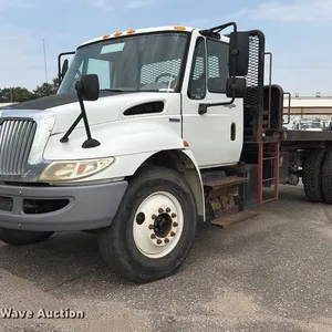 2009 International 4300 dump flatbed truck
