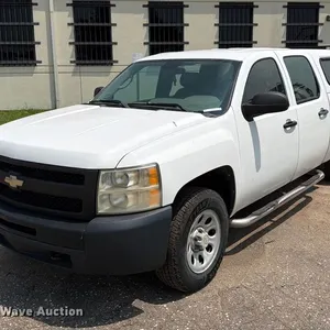 2011 Chevrolet Silverado 1500 Crew Cab pickup truck