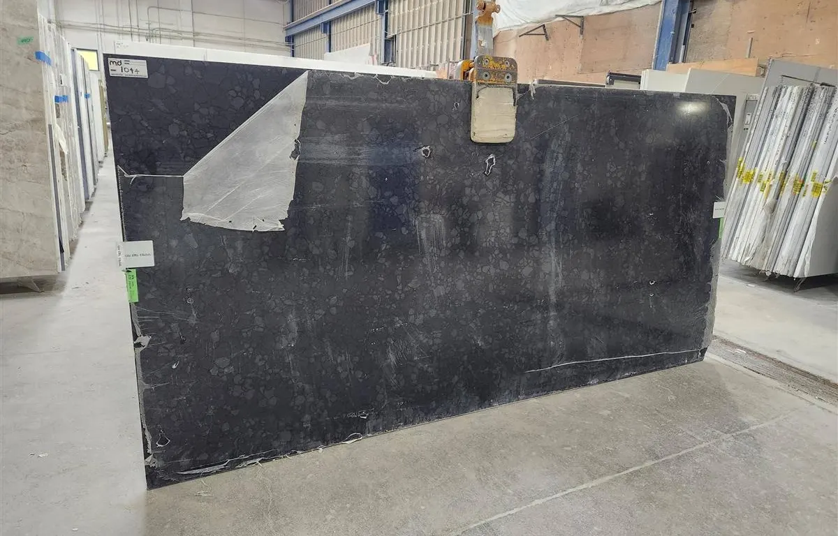 Caesarstone 1150PS Black Quartz Slab
UNRESERVED
