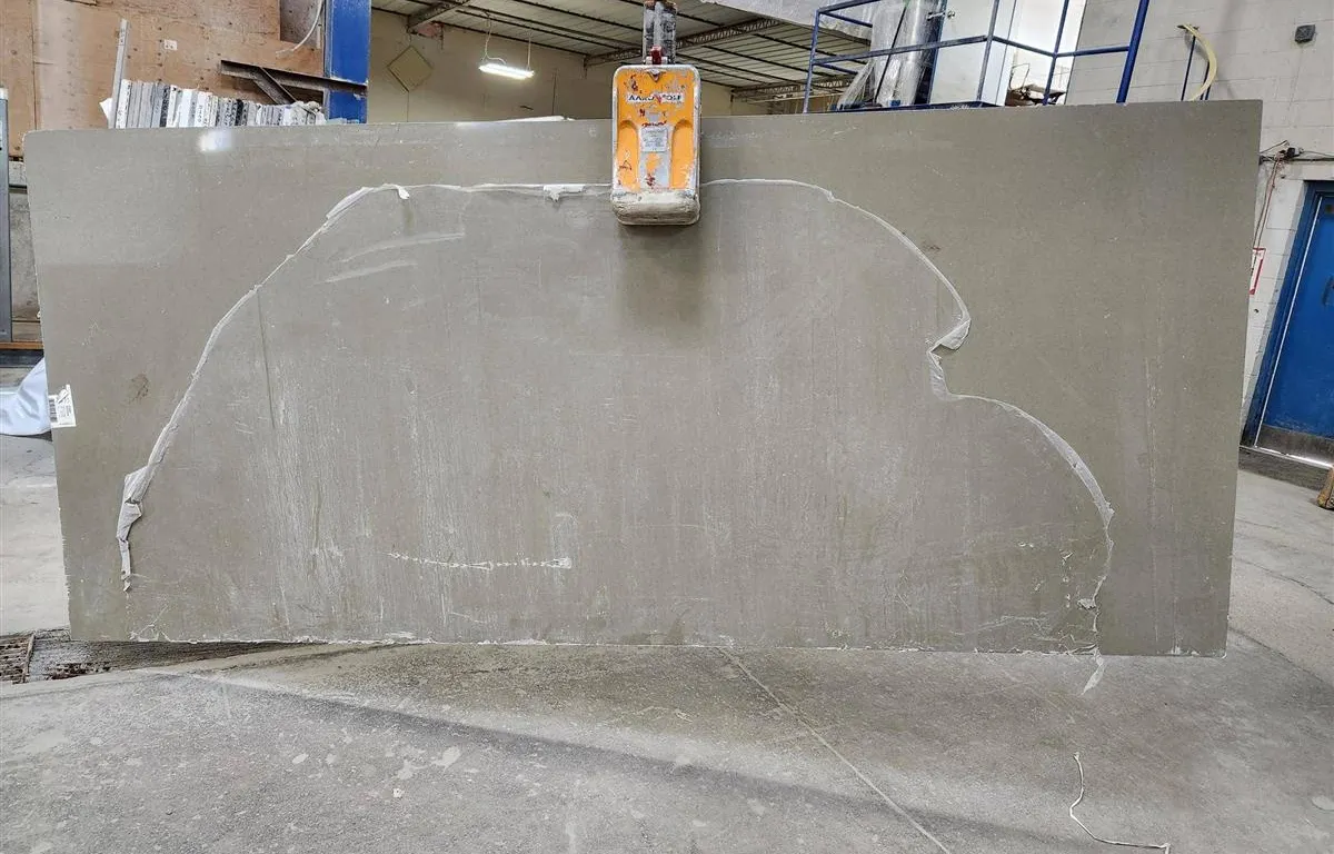 Caesarstone 2750P Quartz Surface Slab
UNRESERVED
