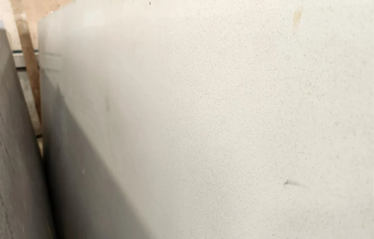 Caesarstone Engineered Quartz Slabs
UNRESERVED