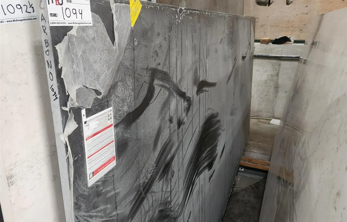 Cosentino Silestone Carbono Quartz Slab
UNRESERVED