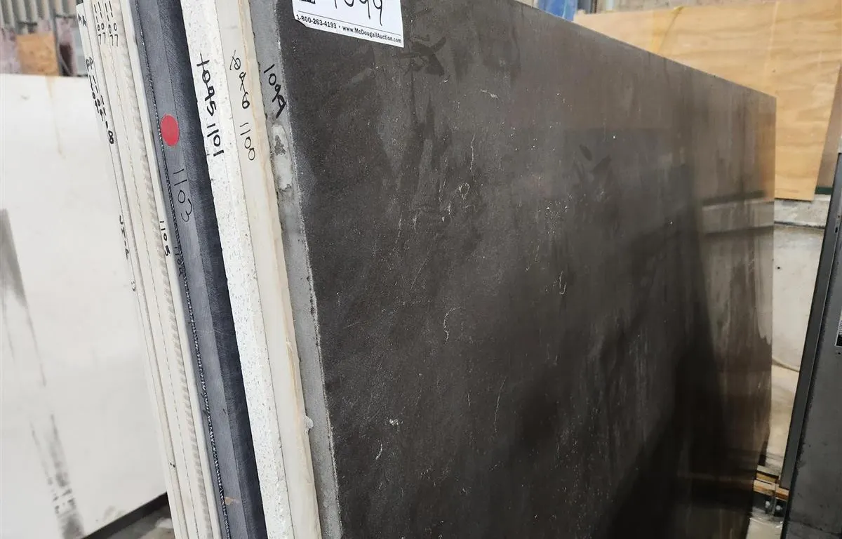 Leada Quartz Slab
UNRESERVED