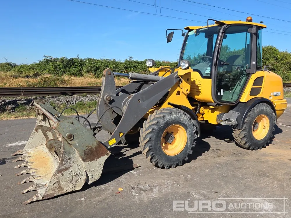 2015 Volvo L25F