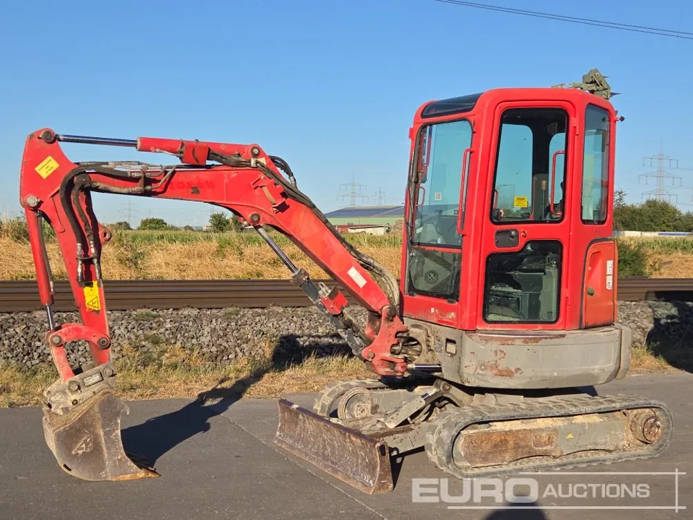 2013 Bobcat E25 EM