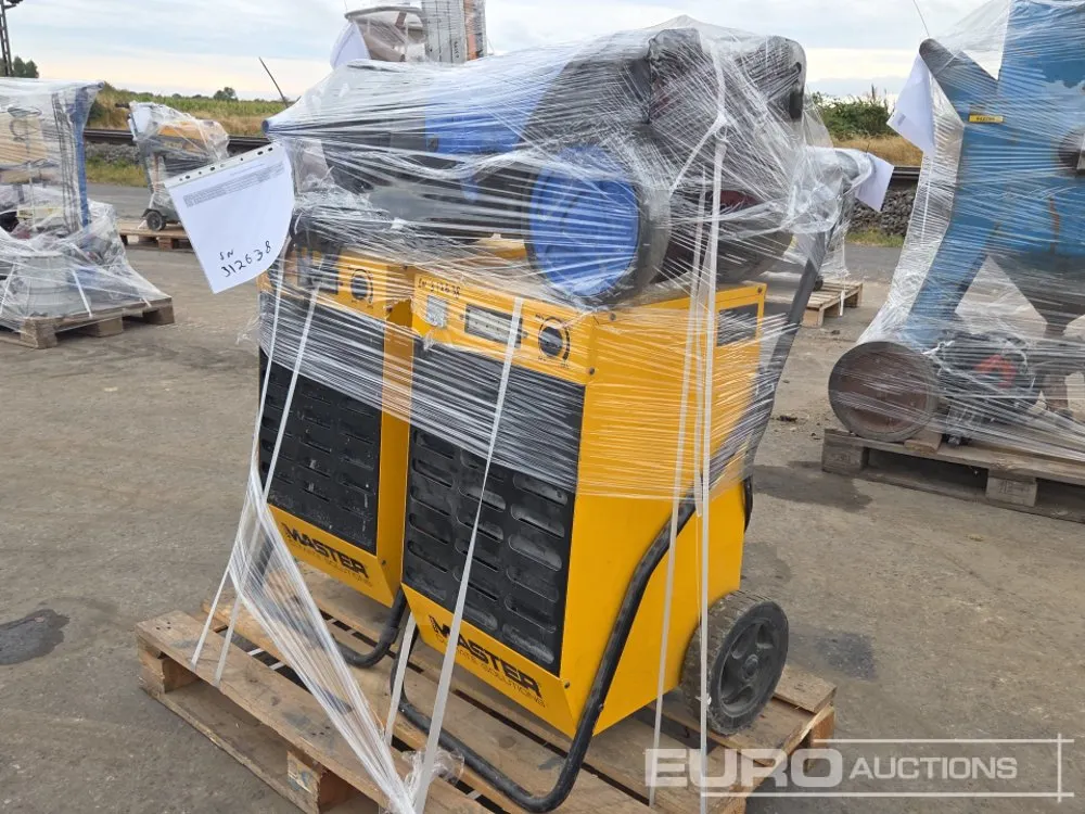 Pallet of Preassure Washer & Master DH44 Dehumidifier (2 of)