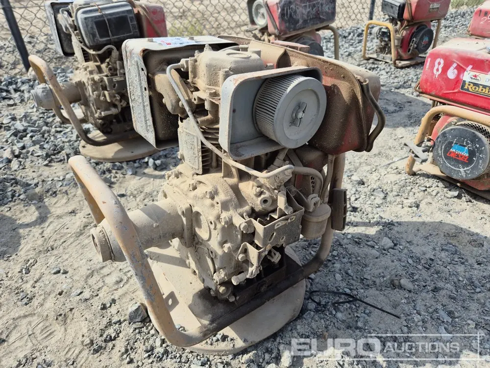 Robin Concrete Vibrator (GCC DUTIES NOT PAID)