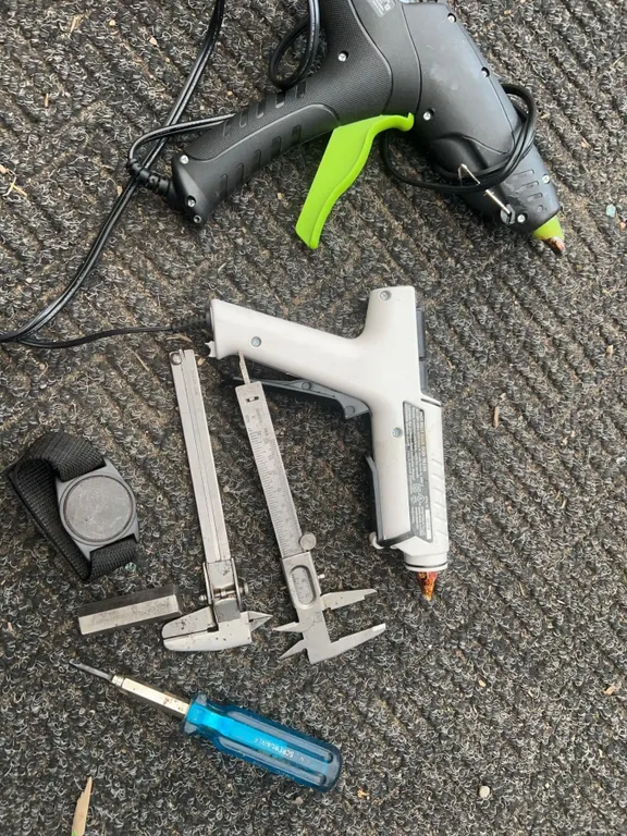 Lot: Glue Guns, Vernier Calipers, Screwdriver, Wrist Strap