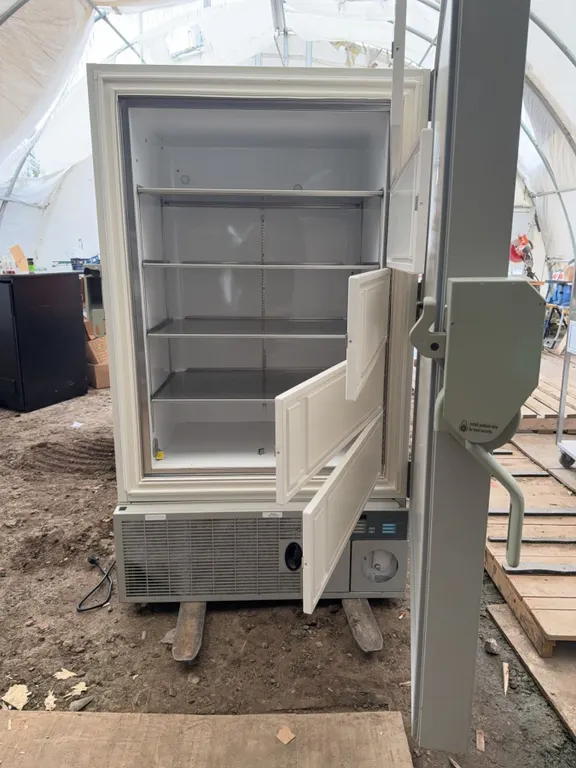 Revco Kendro ULT2586-5-A39 Laboratory Freezer