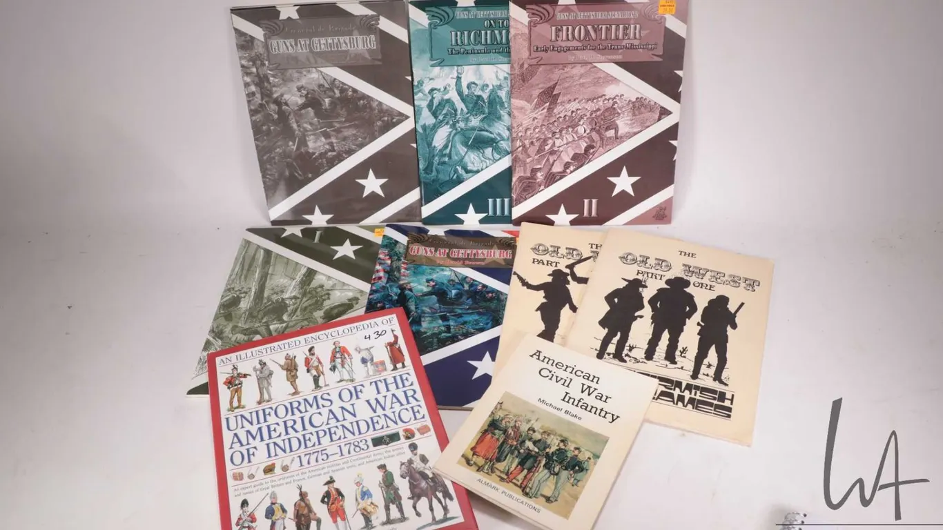 Selection of wargaming books and historical reference guides including hard cover " An Illustrated E
