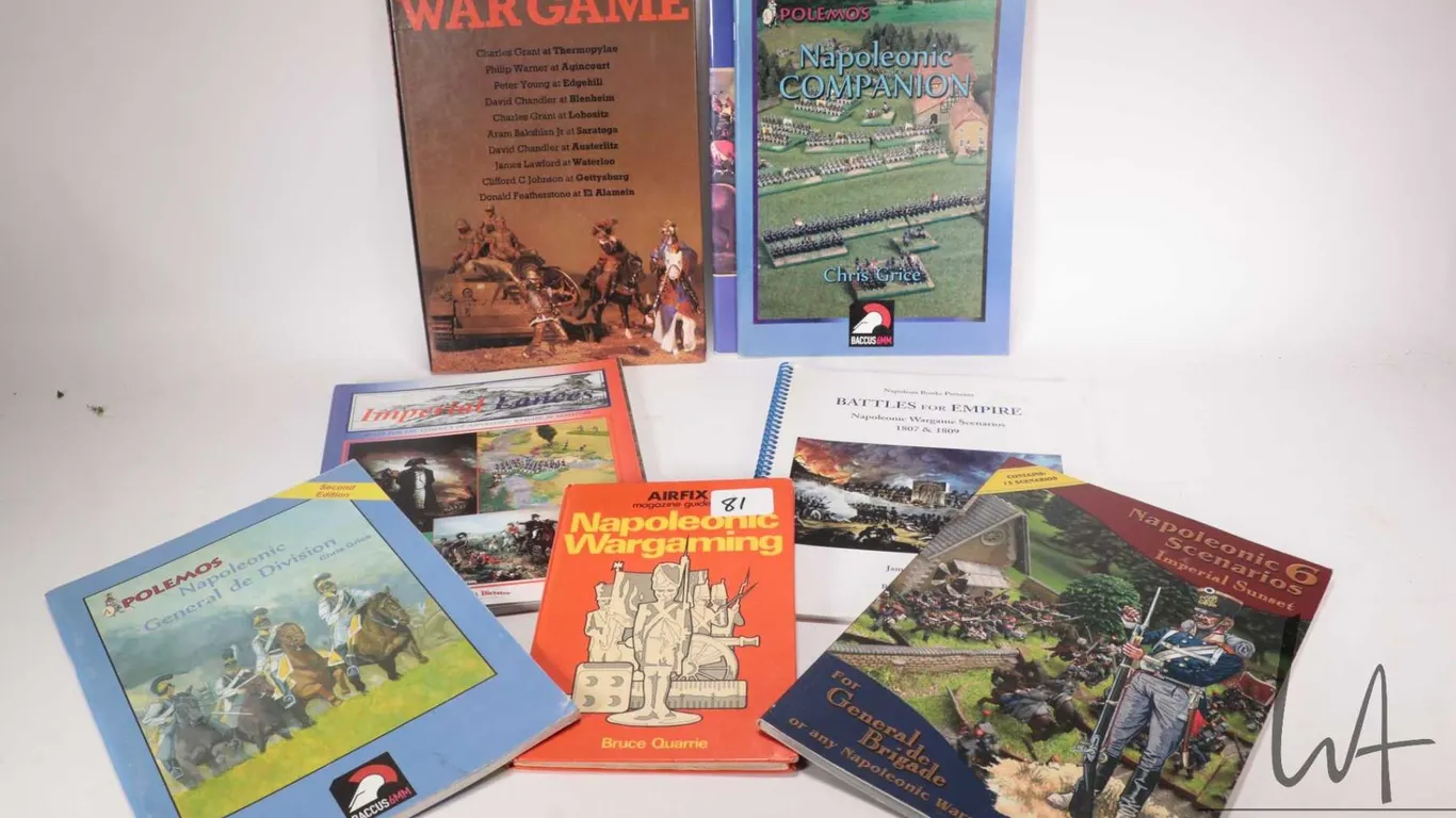 Selection of wargaming rule and command books including "Airfix magazine guide 4 Napoleonic Wargamin