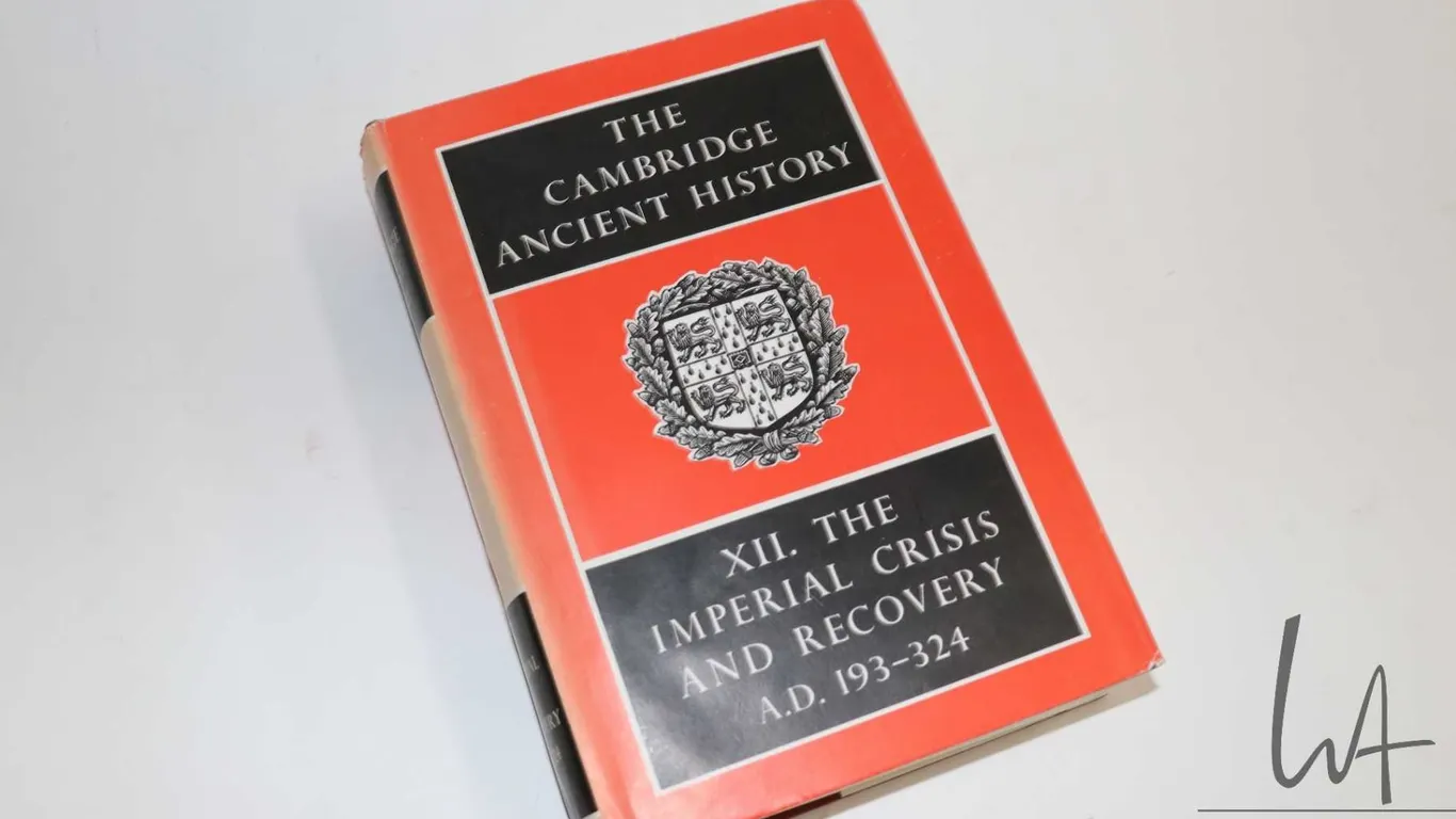 Hardcover, "The Cambridge Ancient History XII. The Imperial Crisis and Recovery A.D. 193-324"
