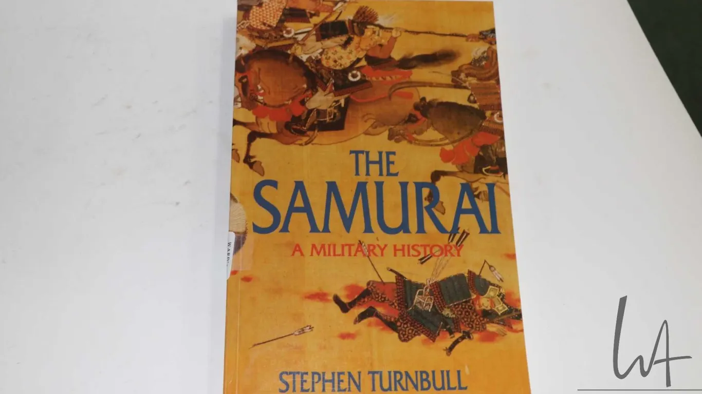 Softcover "The Samurai: A Military History" Stephen Turnbull
