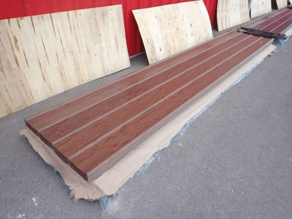UNUSED Qty Of (20) 3 Ft x 16 Ft Wood Grain Steel