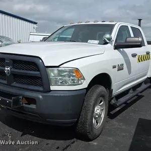 2017 Dodge RAM 2500HD Crew Cab utility bed pickup truck