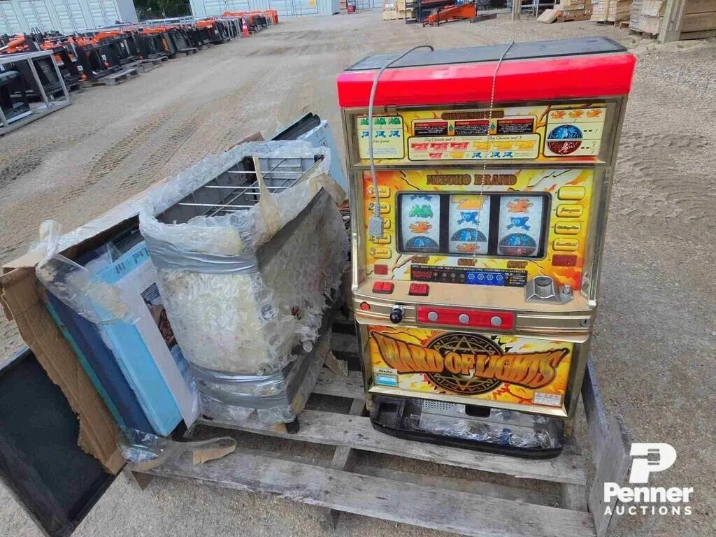 Vintage: Slot Machine, Oil: BA , Cans, Rack etc