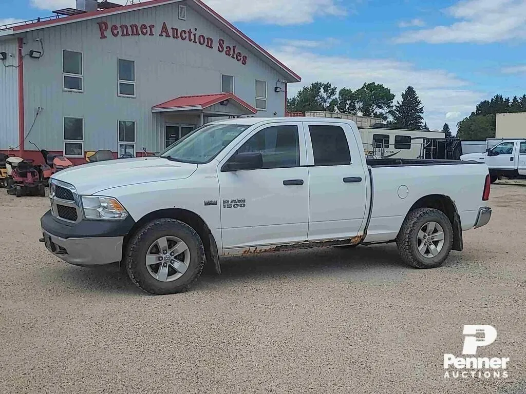 2014 Dodge Ram 1500 Quad Cab ST, 4WD 5.7L