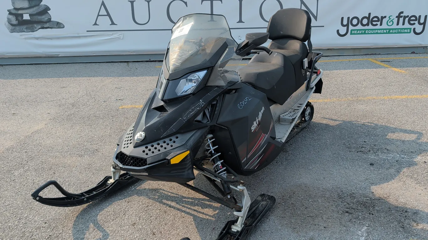 Non-Operable 2011 Skidoo Grand touring 550 f