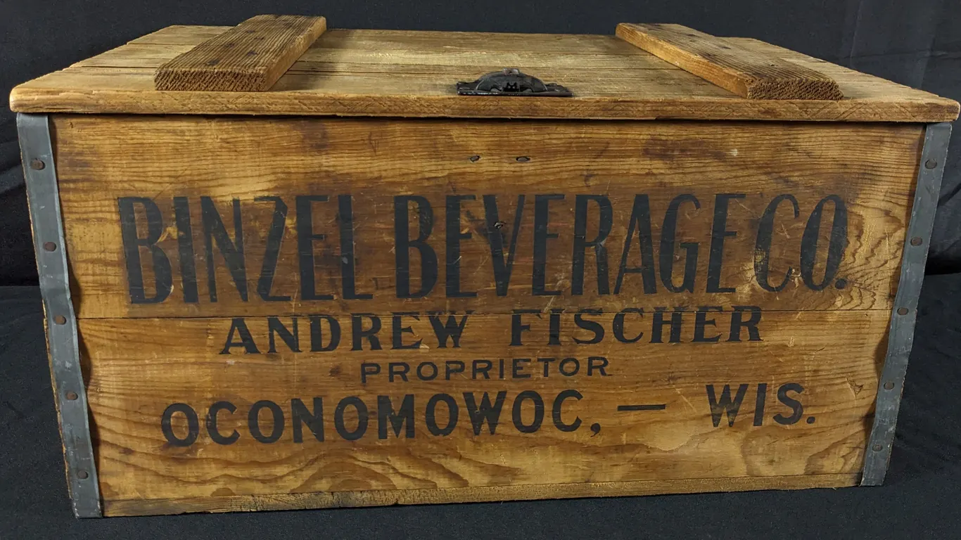 RARE WOOD BEER CASE CRATE BINZEL BEVERAGE CO ANDREW FISCHER PROPRIETOR OCONOMOWOC WISCONSIN