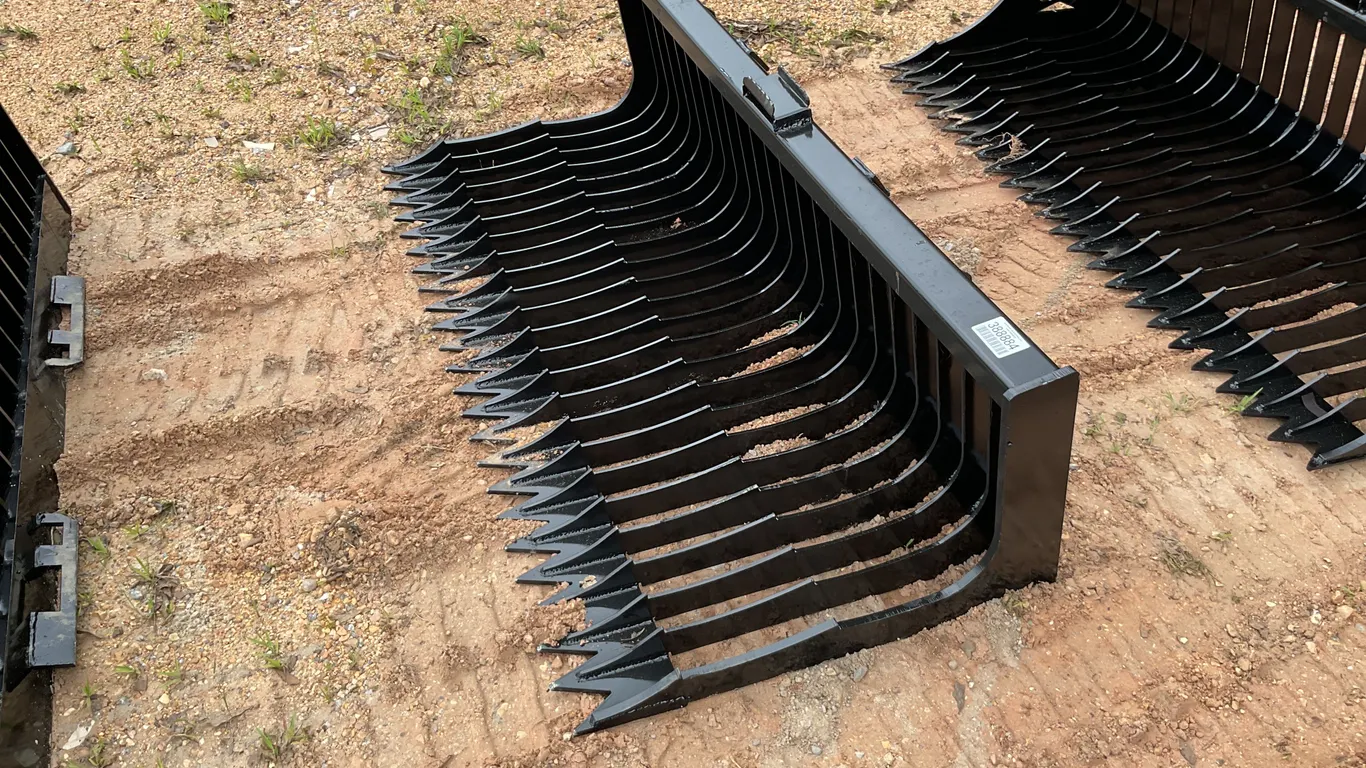 UNUSED KC 75 INCH ROCK BUCKET