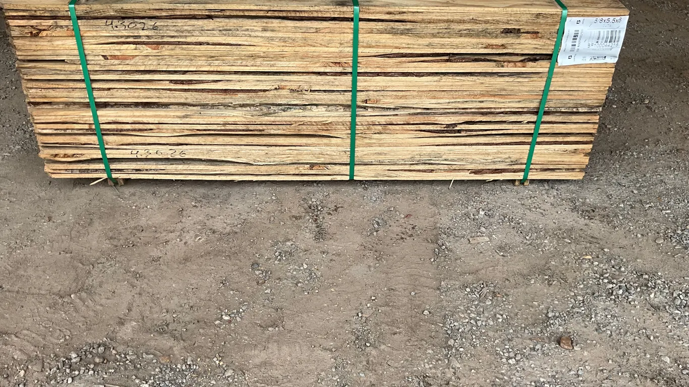 5/8X5.5X6 DOG EAR BOARDS