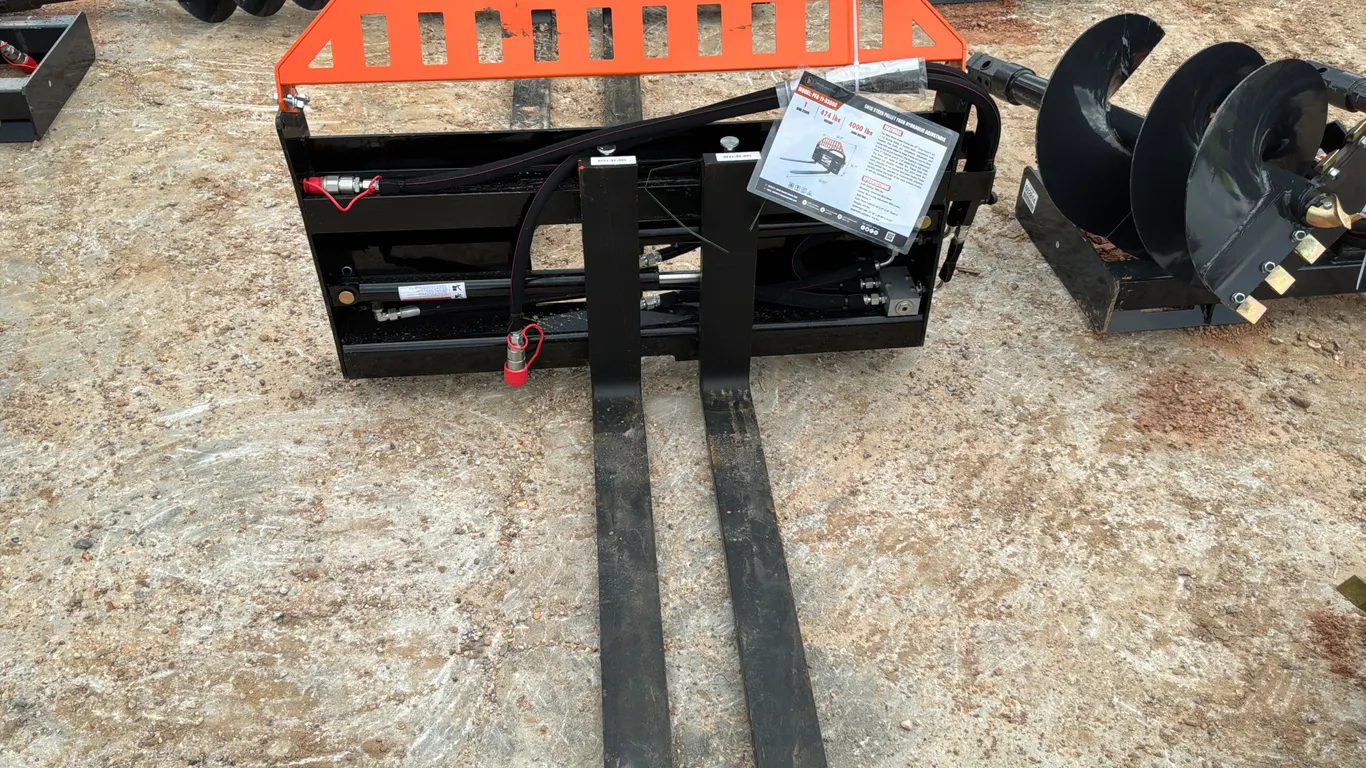 UNUSED 2026 WOLVERINE PFA-11-3300G FORKS W/ HYD POSITIONER