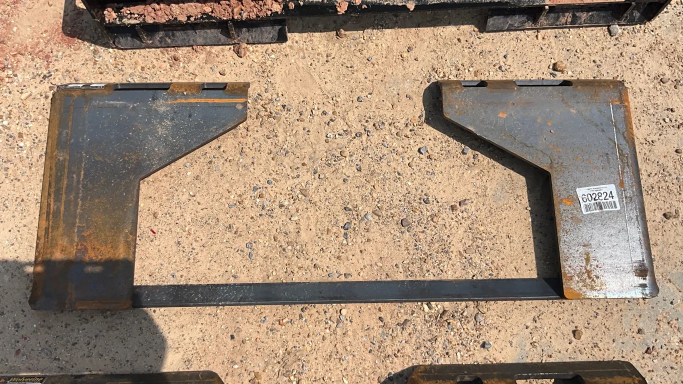 UNUSED WOLVERINE MOUNTING FRAME