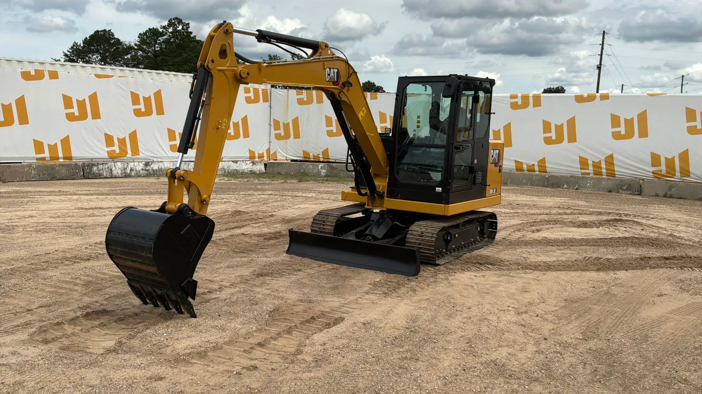 UNUSED 2025 CATERPILLAR 305.5E2 MINI EXCAVATOR SN: CAT03055KGZ503346