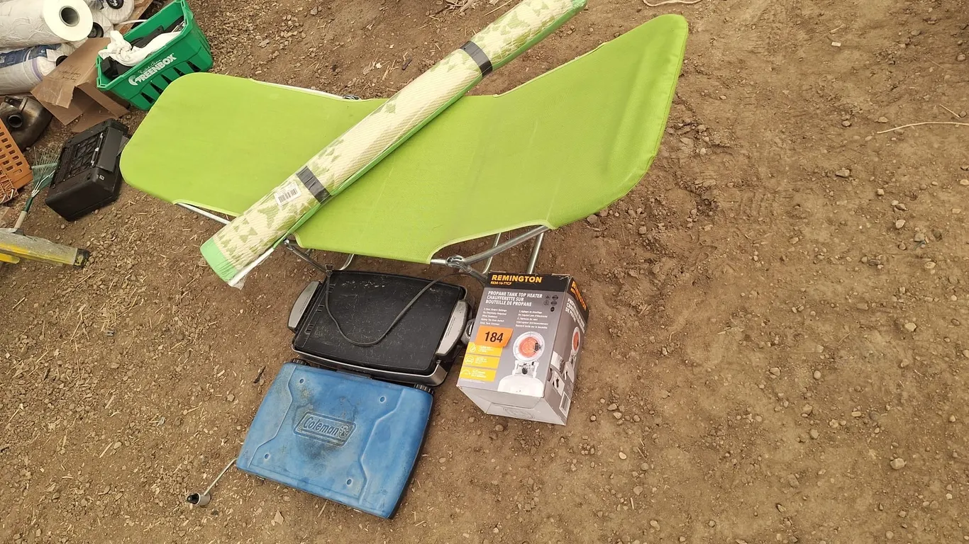 Miscellaneous camping lot