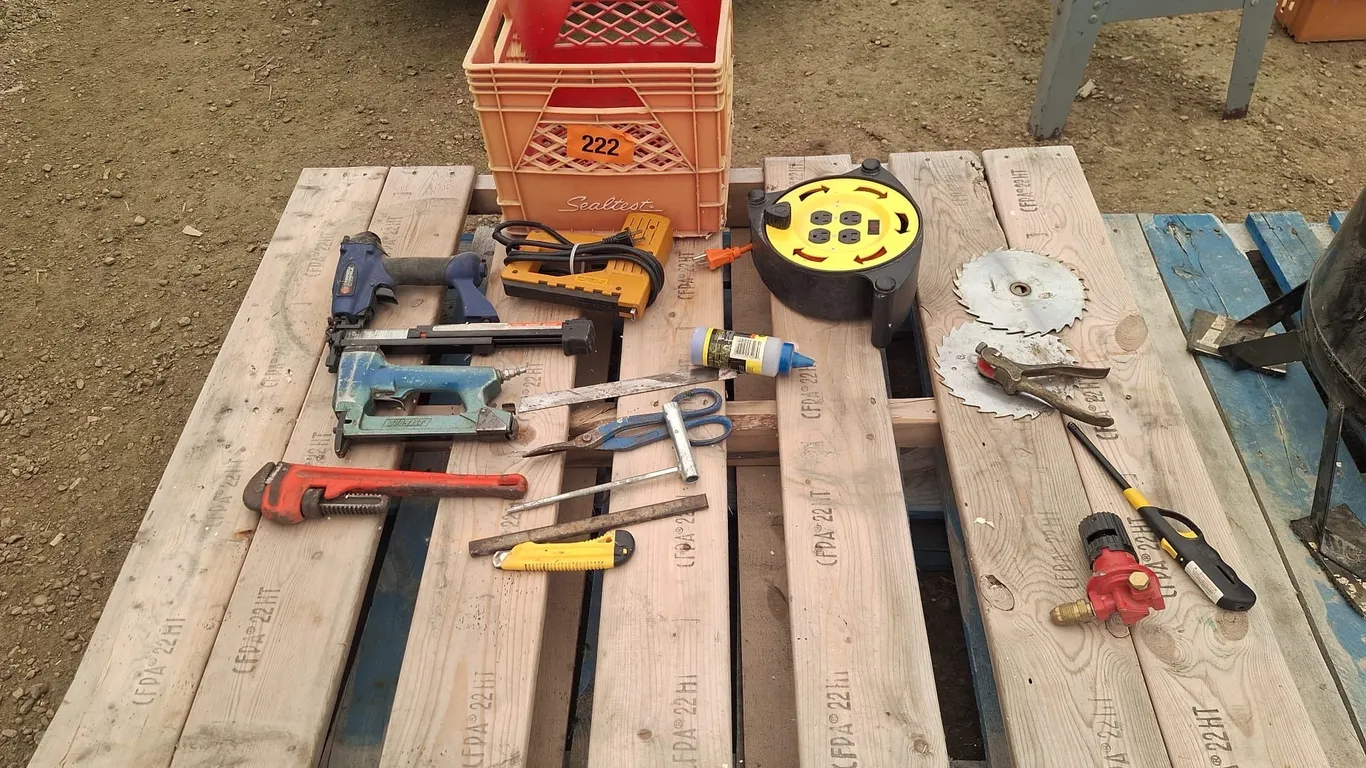 Miscellaneous tools, extention cords and more