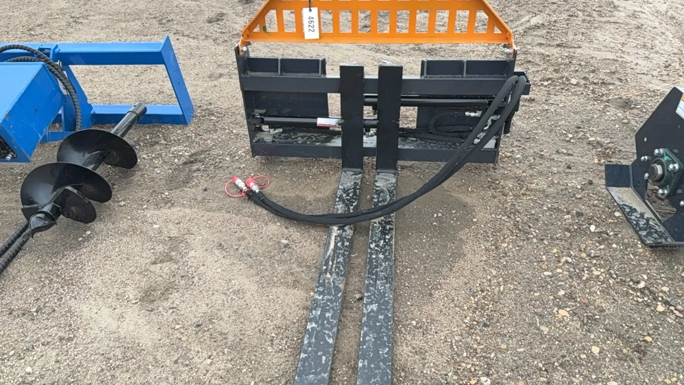 ID 4622 48" Hydraulic Skid Steer Forks