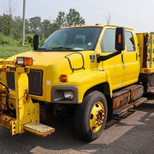 2009 Chevrolet Kodiak C7500 Crew Cab Stake Truck with Plow Hitch/26-40-0250-V